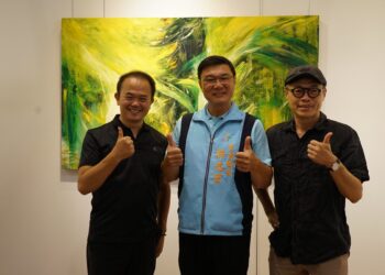 熱島芭蕉園激發更多的藝術體驗與發想　施翠峰油畫個展開幕