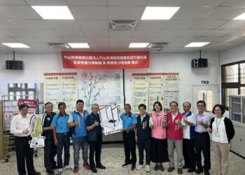 竹山秀傳醫院捐贈復健器材給名間鄉竹圍社區發展協會