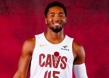 《NBA》騎士三分雨射爆金塊 聯盟首支20勝隊伍