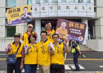 全力拚左楠把問題追到底 薛兆基跨黨合作完成登記