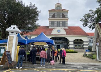 花自強蔬果舖開張 食在安心的最佳選擇