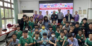 彰化分署攜手中華職棒大聯盟 將反詐教育與拍賣會帶進校園