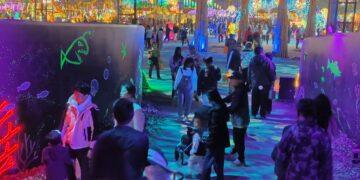 2026台灣燈會永續海洋燈區 親子遊客絡繹不絕