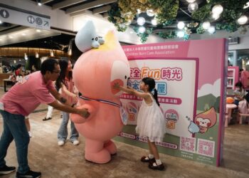 新北社會局攜手兒童燒燙傷關懷協會　舉辦繪本活動教導孩子沖脫泡蓋送知識