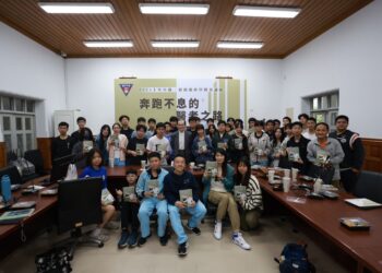 台南一中首屆翁啟惠科學講座　邀請國際級名醫校友杜元坤談AI時代醫學