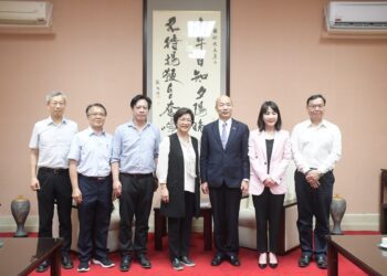 爭取彰化縣建設經費　王惠美率團隊拜會立法院長韓國瑜