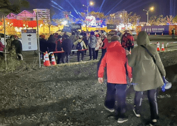 桃園燈會暖心接駁 迷路遊客獲救 日本旅客大讚貼心服務