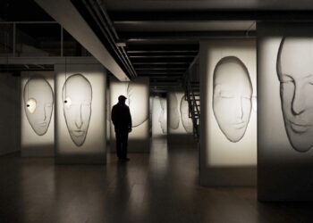 西班牙藝術家 Arturo Álvarez 首次亞洲個展，邀您感受光影間的藝術探索