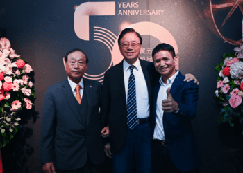 張善政出席昇貿科技50週年慶典 肯定綠色環保產業的重要性