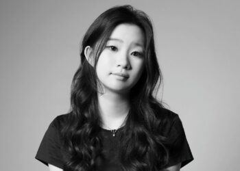 Odelia Hsu 許鈞琋《Unframed》個展 以夢與現實的筆觸描繪自由靈魂 展現青春無框的藝術思辨