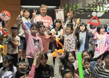 秀枝餐飲與南家扶年年有約讓60位家扶兒歡度耶誕