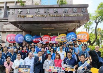 蘇清泉參選屏東縣長完成登記　拋「縣政顧問團」籲革新縣政、讓屏東重拾希望