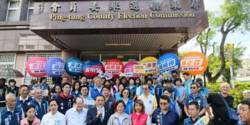 蘇清泉參選屏東縣長完成登記 拋「縣政顧問團」籲革新縣政、讓屏東重拾希望