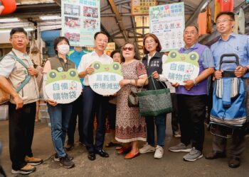 嘉義縣響應環保減塑行動　民眾自備購物袋換好禮