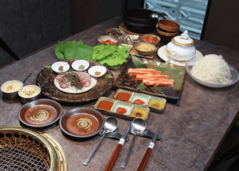 東區燒肉「熟菜豚屋」 推薦「粽」意新吃法送飲品