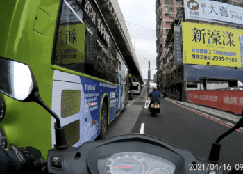 違規不打方向燈？新北男一次收到兩張紅單罰單