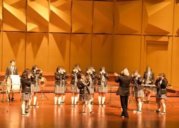 勵志中學口琴隊挑戰創新表演　獲年度學生音樂比賽第二名