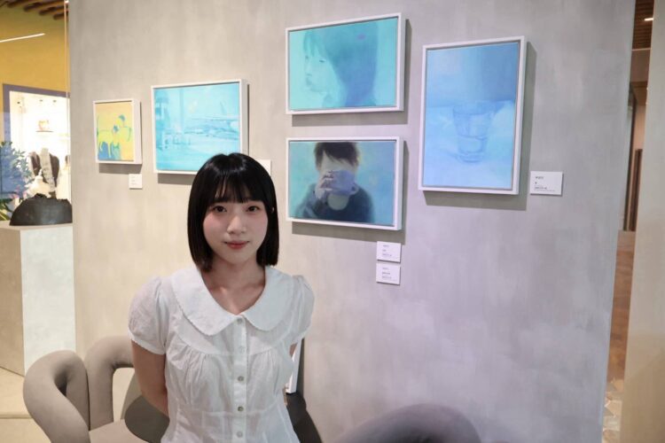 ▲年僅25歲的藝術家林芸竹（Coco）首次參與畫作聯展便大受矚目。（圖／主辦單位提供）