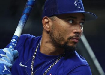 影/《MLB》9下落後沒關係 大谷炸裂追平轟 貝茲接著一棒再見！