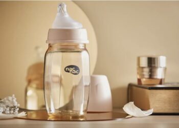 白袍實測⟫獨家偏心設計「模擬媽媽乳房」！nac nac 妍心35%奶瓶奶嘴　好評價大公開！