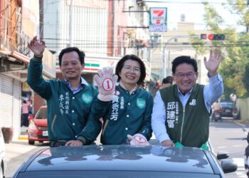 影音／立委黃秀芳連任成功今車隊掃街謝票　黃秀芳：未來會更加倍的打拼為地方服務