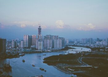 鎖定經濟新南向 財茂周訓財：越南製造業能量大