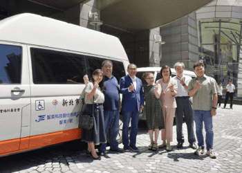 慈善無止境 智英科技林宴臨已捐復巴14輛 400萬新北市民受惠