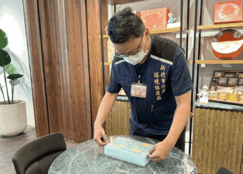杜絕過度包裝!新北環保局端午節前夕突擊稽查 業者全數符合環保規範