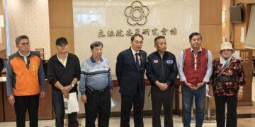 楓港溪風力發電案再掀波瀾　屏東鄉親北上立院高喊反對