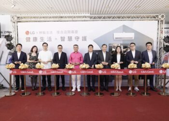 全台第一家LG x神腦複合店慶開幕 韓籍啦啦隊女神Mingo朴旻曙、趙娟週助陣