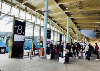 春節連假收假車潮湧現 搭乘公共運輸優惠又便捷