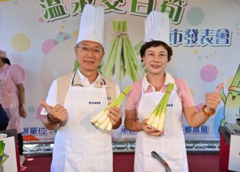 礁溪溫泉筊白筍美味上市 「美人腿」質地細嫩口感鮮甜