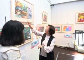 影音/彰化慢飛天使們開畫展 童畫心世界歡迎來觀賞