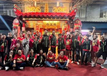 台北吳王府聖誕慶典的神秘亮點　營造公司董座竟是乩身