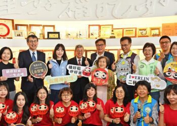 陳建仁訪視稻米產銷契作集團　讚許企業融合科技與人文、更不斷創新、做出改變