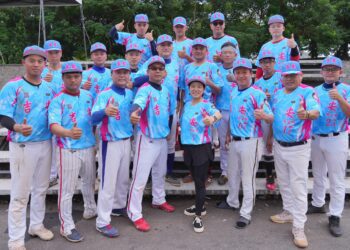 吉安鄉慢壘隊成軍奪首冠 游淑貞力推全民運動有成