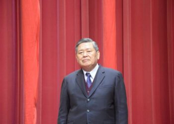 警專校長方仰寧宣誓就職  校友總會長何明洲親臨祝賀觀禮