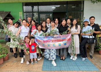 路邊小草可驅邪降血壓　移民署多元文化活動揭艾草3大功效