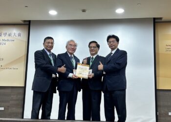 全球中醫藥界的榮耀 花蓮慈院找中草藥精準治療癌症、罕病有成