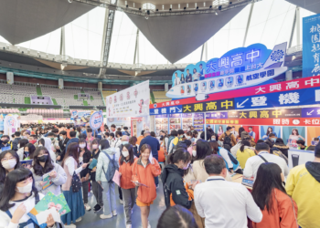 桃園高中高職博覽會開幕 張善政鼓勵適性探索成就未來