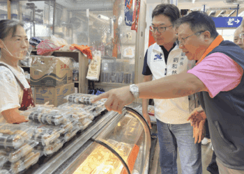 不只硬體升級 更要服務升級 劉和然訪三峽公有市場 盼傳承在地溫度與活力