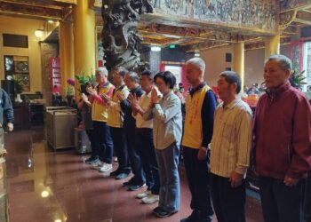 冬至赴鳳山天公廟祈福 林岱樺：用政見爭取認同、用基層拚勝選