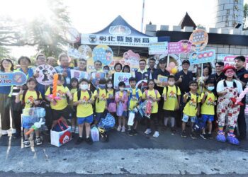 開學日!王惠美到校關心護童　向師生宣導保護眼睛6大招