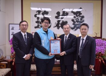 肯定愛花蓮實物銀行 花蓮一信捐白米濟弱