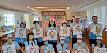 樂聲陪伴暖心情 亞太鹿港渡假村公益樂團蒞臨福興日照中心同樂