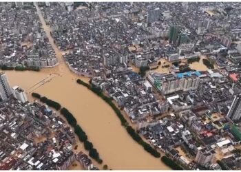 影音/颱風蝴蝶餘威太可怕 水淹廣東懷集縣