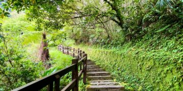 連假走進山林 走訪圓潭瀑布、植物園再享山產美食