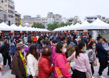 2025嘉義市年貨大街開賣  黃敏惠加碼抽紅包