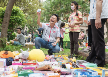 桃園南崁兒童藝術村營運5周年   蘇俊賓現場「挖寶」邀大小朋友同樂