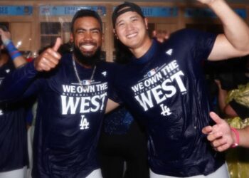 影/《MLB》例行賽最終場發動致勝雙盜壘 大谷翔平完成54轟59盜的不可思議賽季